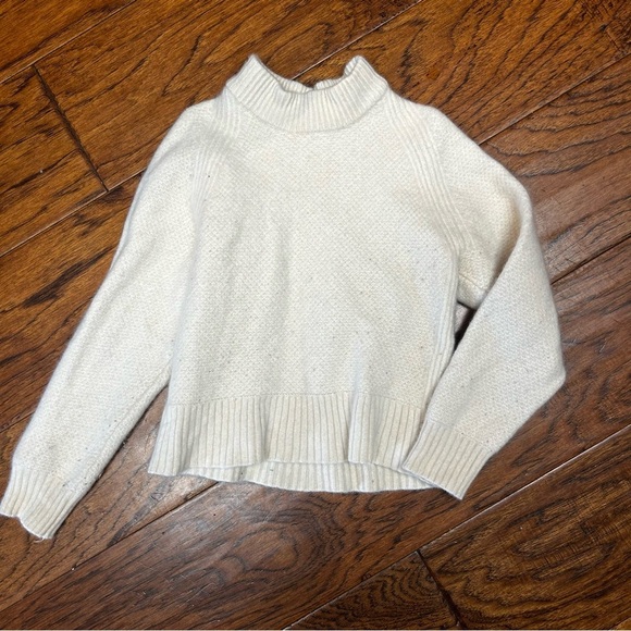 Everlane recycled cashmere waffle knit crop sweater - Picture 2 of 7